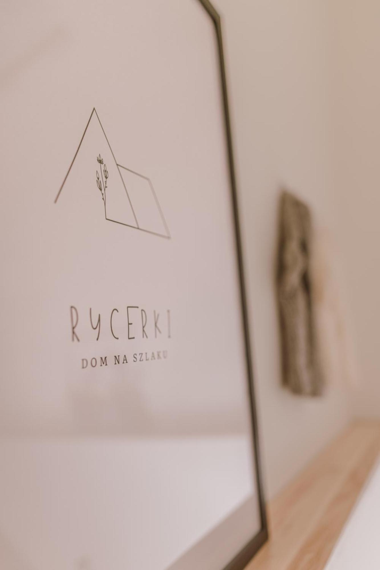 Rycerki Dom Na Szlaku Villa ไรจา ภายนอก รูปภาพ